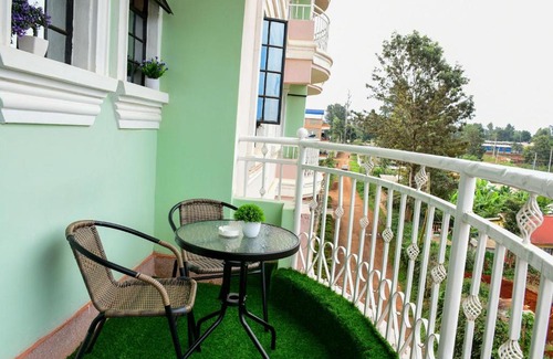 Embu Appartement | Cozy & Homely Suite with Free Parking & Wi-Fi