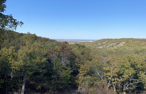 Muenster Maison | Cozy house close to wineries; hot tub; amazing views of Red River Valley