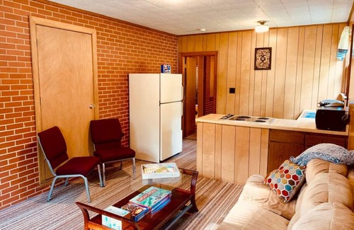 High Point Maison | Acogedora casa de 1 dormitorio y 1 baño: escondite de negocios o fin de semana