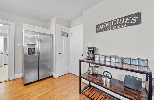 Greensboro Maison | Cozy house in Fisher park