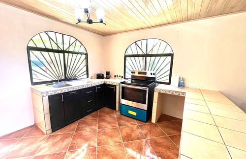 Savegre Maison | Cozy house in the middle of the mountains just minutes from the beach