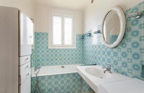 Limeil-Brevannes Maison | Cozy house with garage & large garden, PARIS Center 30min RER A, Orly airport