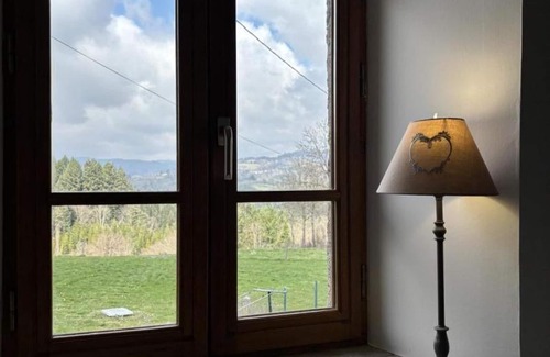 Laprugne Cottage | Maison cocooning à la montagne - activités nature, cheminée, jardin clos, animaux bienvenus