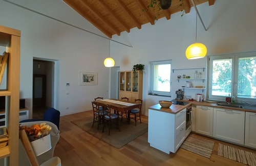 Archi Maison | Confortable maison avec jardin entouré d'agrumes entre la mer et l'Etna