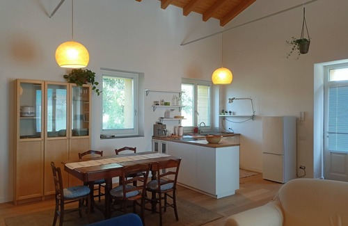 Archi Maison | Confortable maison avec jardin entouré d'agrumes entre la mer et l'Etna