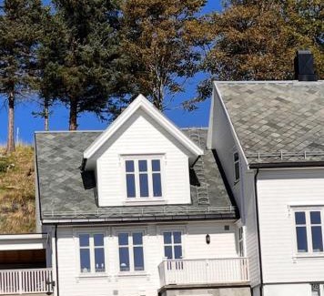 Giske Maison | Cozy house with sea view