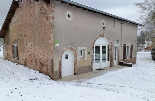 Flacey Maison | Maison chaleureuse avec Wifi à Sainte-Barbe
