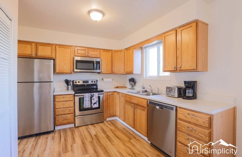 Wheat Ridge Appartement | Cette maison est une 2 chambre (s), 1 salle (s) de bain, située à Wheat Ridge, CO.