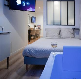 Chartrons Appartement | Cozy Jacuzzi Bordeaux Chartrons