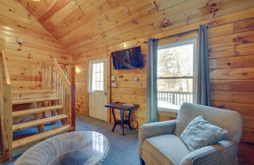 Weirs Beach Maison | Cozy Laconia Cabin, Close to Winnipesaukee Pier!