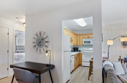 Lake Geneva Copropriété | Cozy Lake Geneva Retreat | Amenities | WiFi