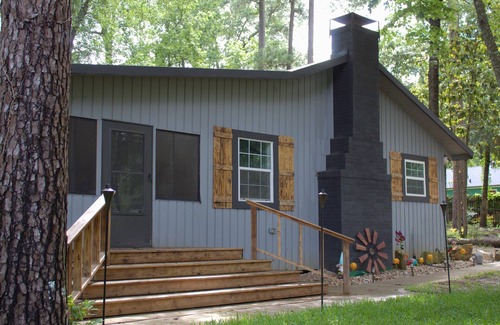 Montgomery Maison | Cozy lake house w/Lake Conroe access- pet friendly!