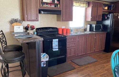 Cookson Maison | Cozy lake retreat at Tenkiller Lake. Relax and enjoy the beautiful lake.