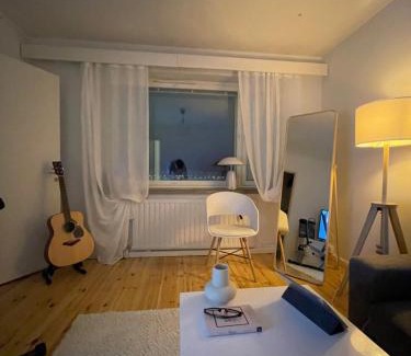 Kuopio Maison | Cozy lake view room by city center