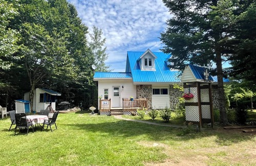 Lantier Cottage | Chalet confortable au bord du lac une vue imprenable sur le lac et les montagnes
