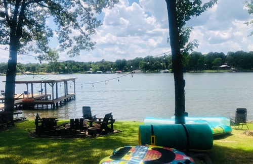 Mineola Cabine | Cozy Lakehouse