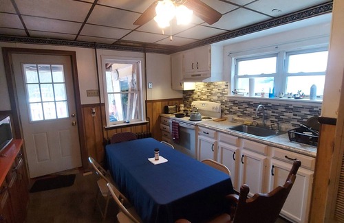 Lost Creek Maison | Cozy little old House in Lost Creek PA: Enchanting deck and expansive yard