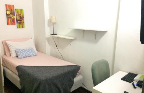 Kuala Lumpur Maison | Cozy Little Room at Suria Kipark Damansara Apartment with Single Bed and a Foldable Mattress