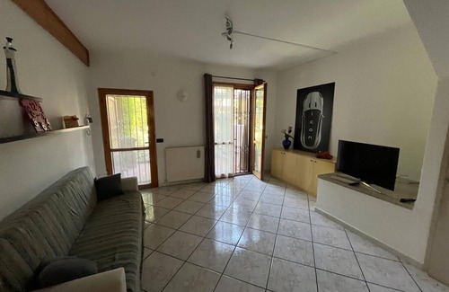 Millepini Villa | Cozy little villa surrounded by greenery, 5 min from Milan Linate Airport