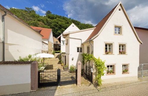 Neustadt-Haardt Maison | Vivre confortablement entre forêt et vigne