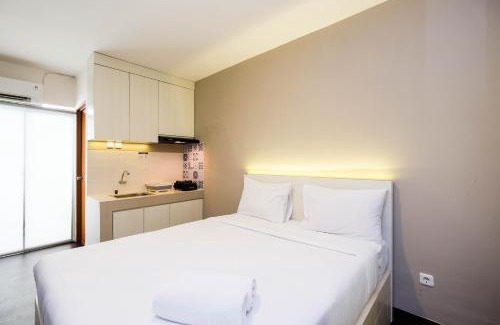 Depok Appartement | Cozy Living Studio Room at Cinere Resort Apartment By Travelio