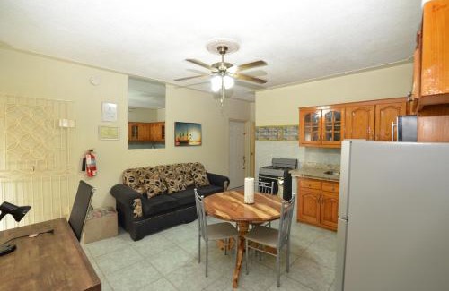 Port Antonio Appartement | Cozy Locale Pearl