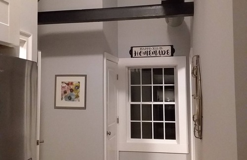 Biddeford Maison | Cozy Loft for 4, 2 min to beaches, UNE, town, dining, outlets, fishing, hiking..