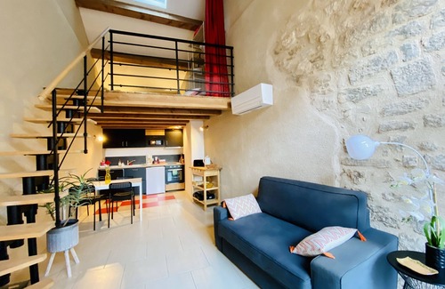 Villespassans Maison | Loft cosy niché au coeur du village