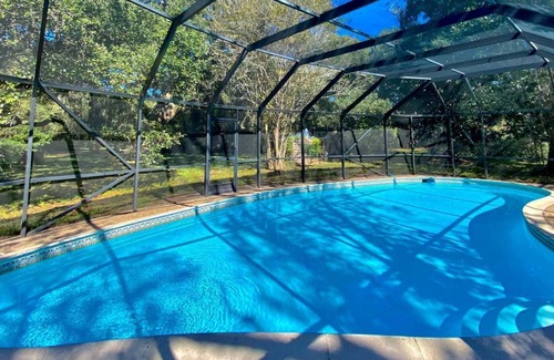 Cat Spring Appartement | Cozy Loft Suite-Part of Dog Trot House-Shared Pool, Fireplace Ranch Fun Options