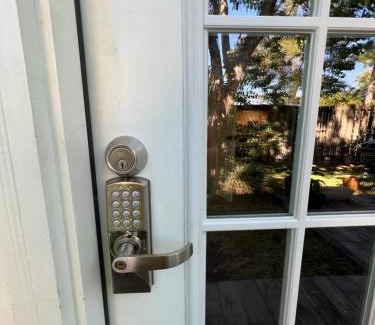 Myrtle Grove Appartement | Cozy loft with parking and private patio w/grill