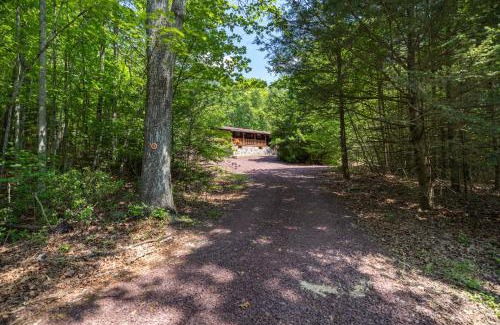 Ashfield Maison | Cozy Log Cabin in Jim Thorpe