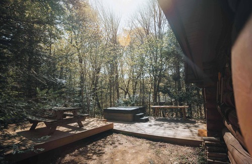Lac Superieur Village Chalet De Ski | Chalet Bois Rond avec Spa - 3 min de Tremblant