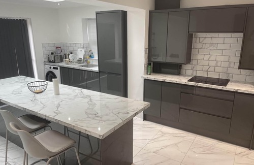 Thamesmead Maison | Cozy London House with 3 Bedrooms