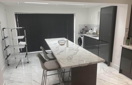 Thamesmead Maison | Cozy London House with 3 Bedrooms