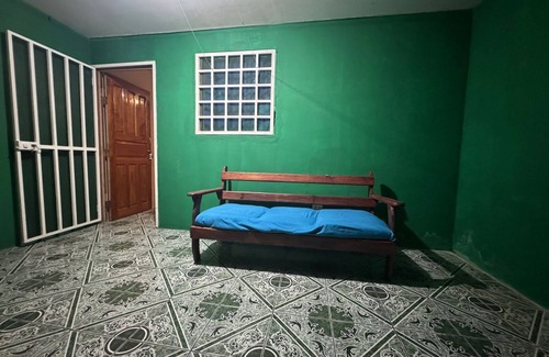Manuel Antonio Appartement | Cozy "LORITO" Apartment at MANUEL ANTONIO/4 People