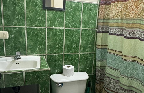 Manuel Antonio Appartement | Cozy "LORITO" Apartment at MANUEL ANTONIO/4 People