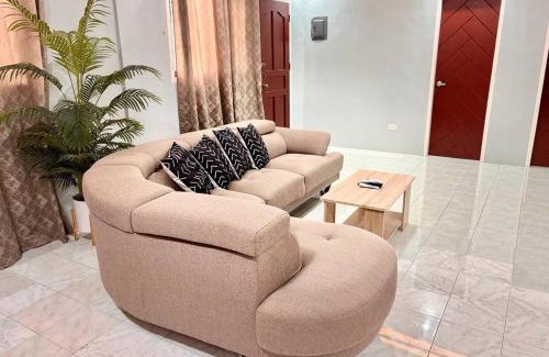 General Santos Maison | Cozy Manor with Spacious Kitchen and Tub