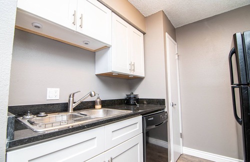 Midland Appartement | Cozy Midland Condo with Pool