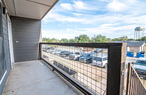 Midland Appartement | Cozy Midland Condo with Pool