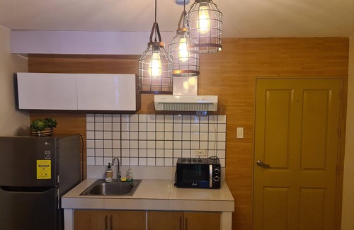 Dumaguete Copropriété | Cozy Mika's Home located at the Heart of Dumaguete (Two Bed Rooms Condo Unit )