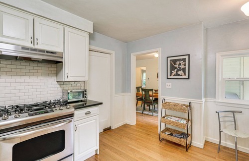 Island Station Cottage | Cozy Milwaukie Cottage, 7 Mi to Downtown Portland
