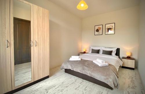 Stara Zagora Appartement | Cozy & Modern 1BR Apart for 4 guests next to Medical University & Free parking