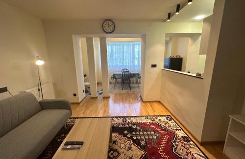 Saburtalo Appartement | Cozy & Modern Flat Near Metro Station Delisi