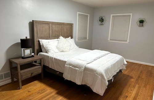Clinton Maison | Cozy modern home in the DMV, an ideal spot for exploring D.C. and Alexandria!