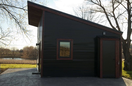 Sextonville Cabine | Cozy Modern Scandi cabin in SW Wisconsin