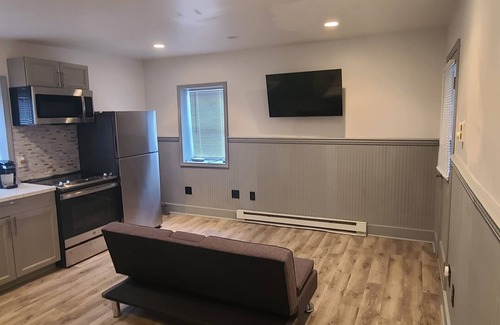 Glasco Appartement | Cozy Modern Studio Apt in Glasco