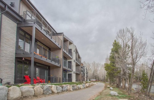 Silverthorne Appartement | Cozy- Mountain Style - River View apartment - Colorado