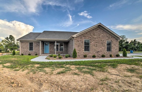 Murray Maison | Cozy Murray Retreat Near MSU and Local Eateries