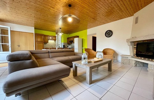 Saint-Julien-Molhesabate Cottage | Maison de plain-pied rénovée en 2018 avec jardin privatif, calme, nature et activités à Saint-Julien
