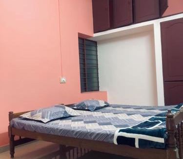 Kazhakuttam Appartement | Cozy n spacious air conditioned furnished 3BHK